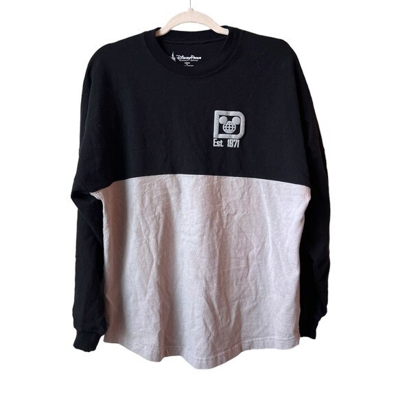 Disney Parks Walt Disney World Rare Black And Gray 1971 Logo Spirit Jersey Small - Picture 2 of 5